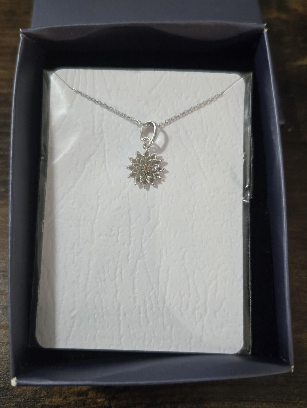 November Chrysanthemum Birth Flower Necklace